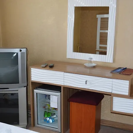 Anit Park Otel