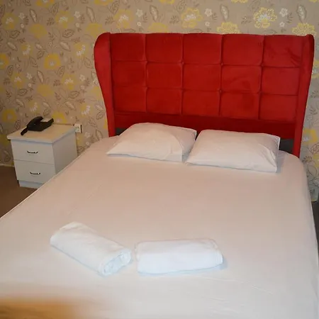 Otel Anit Park 3*
