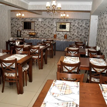 Anit Park Szálloda 3*