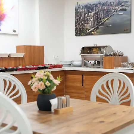 Anit Park Szálloda 3*