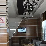 מלון Anit Park 3*