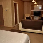 Anit Park 3*